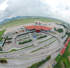 Xuất nhập khẩu qua sân bay Nội Bài ước đạt hơn 7,5 tỷ USD